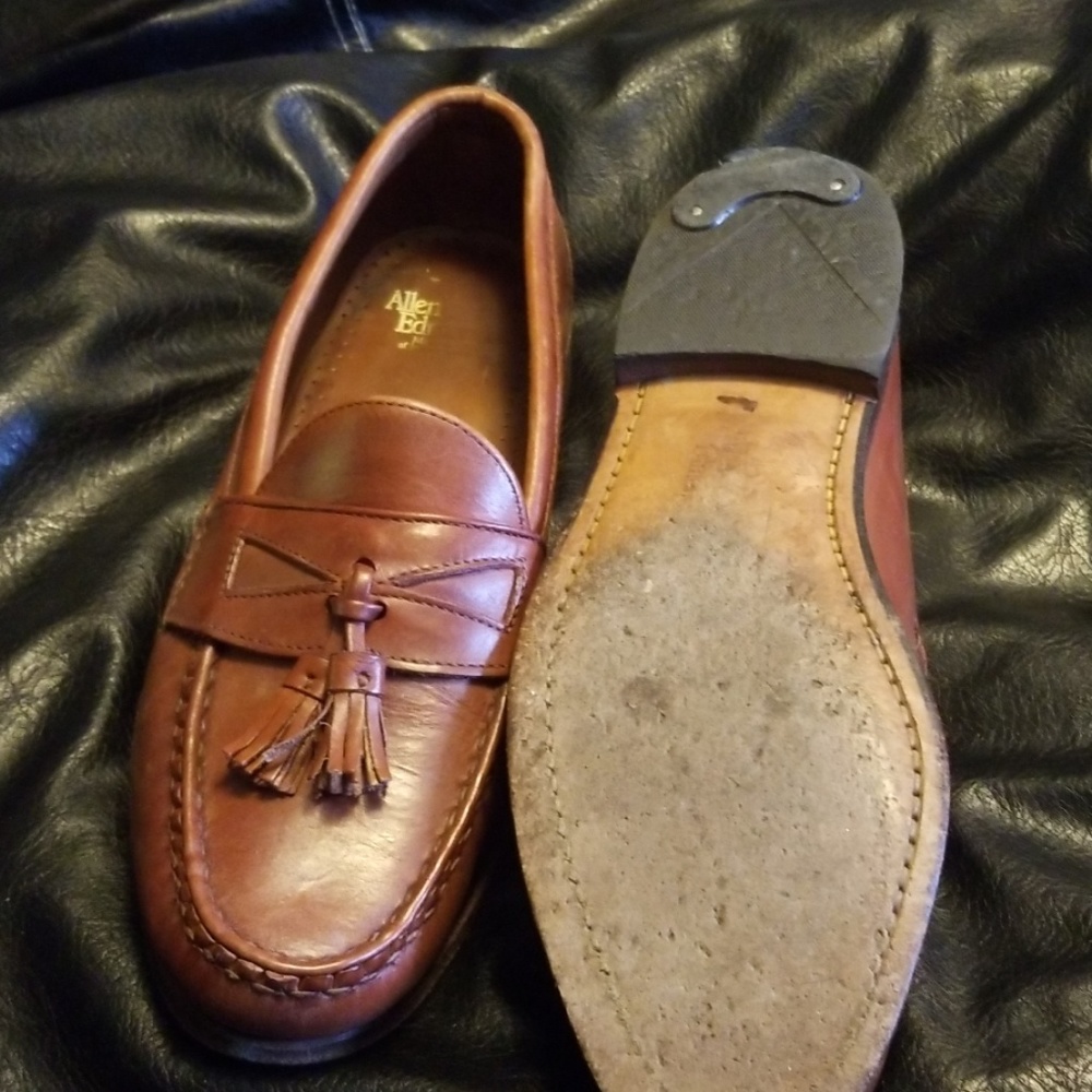 Allen Edmonds - Picture 2 of 4
